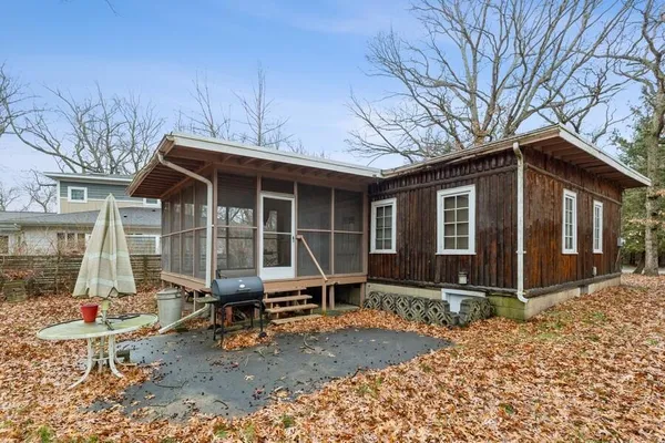 $309,000 | 76 Pokagon Trail, New Buffalo, MI 49117