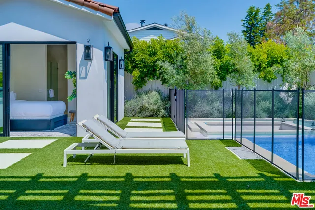 $20,000 | 4324 Camellia Avenue, Studio City, CA 91604