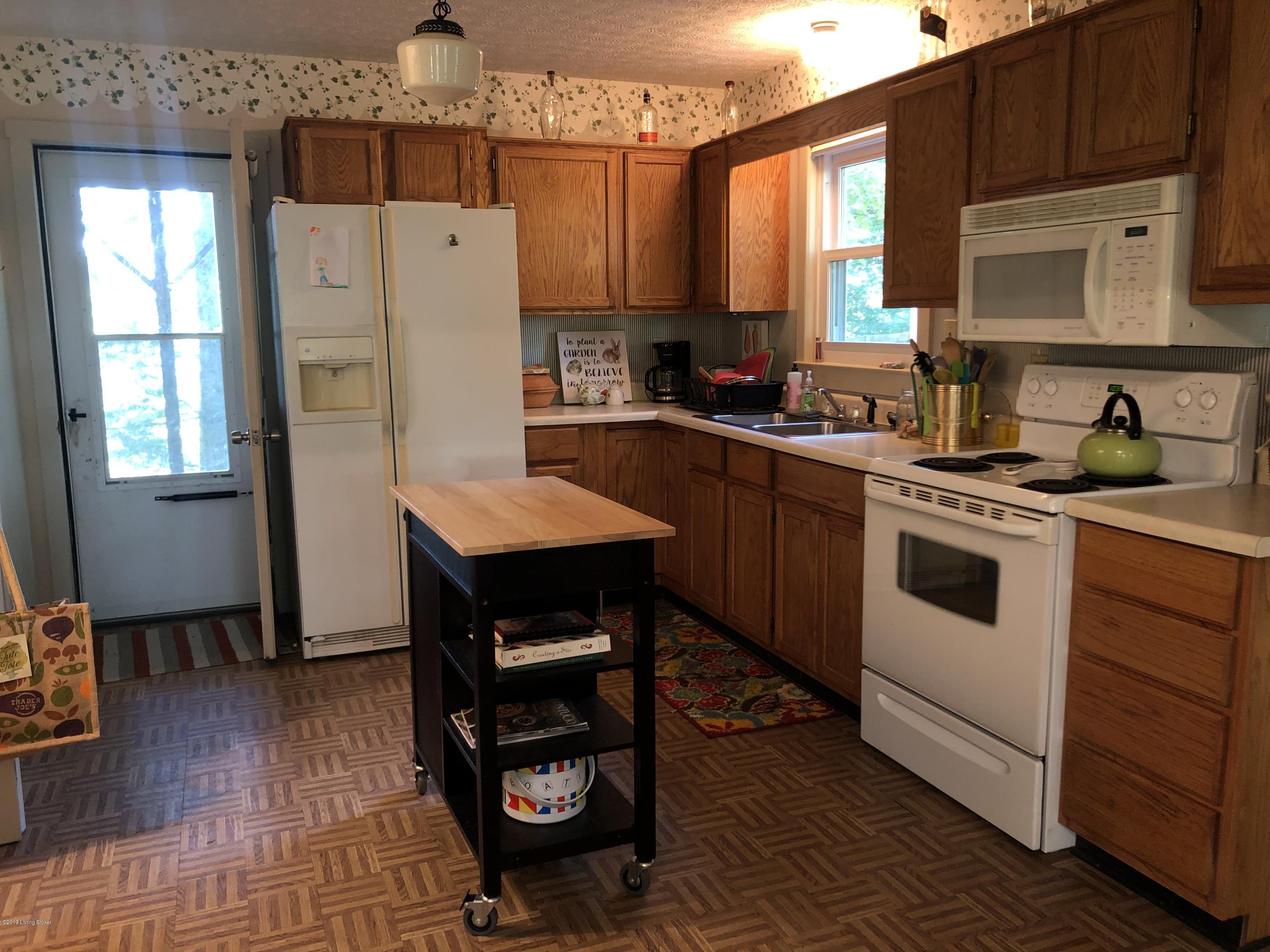 3176 Broad Ford Road Clarkson, KY 42726 - Photo 22 of 36 image00024