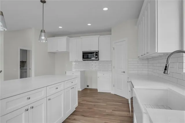 $520,000 | 12501 Parkview Avenue, Kansas City, KS 66109