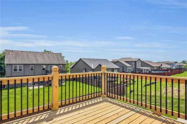 $520,000 | 12501 Parkview Avenue, Kansas City, KS 66109