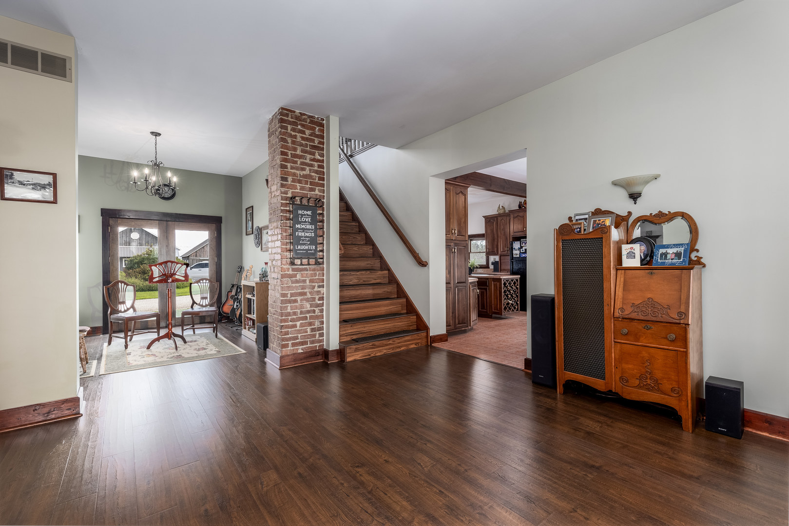 10617 East 2950 N Road Blackstone, IL 61313 - Photo 6 of 66 Gallery Image 6