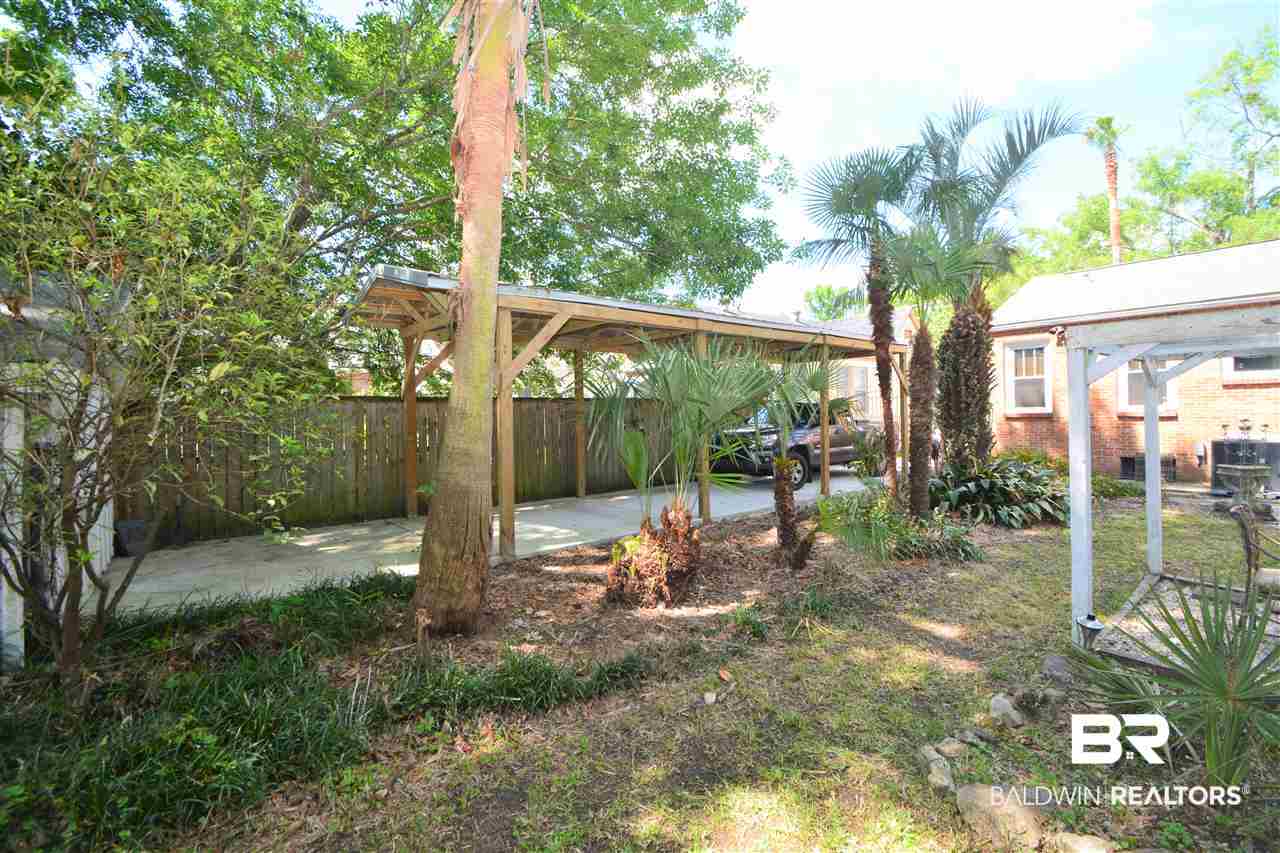 261 Mohawk Street Mobile, AL 36606 - Photo 3 of 22