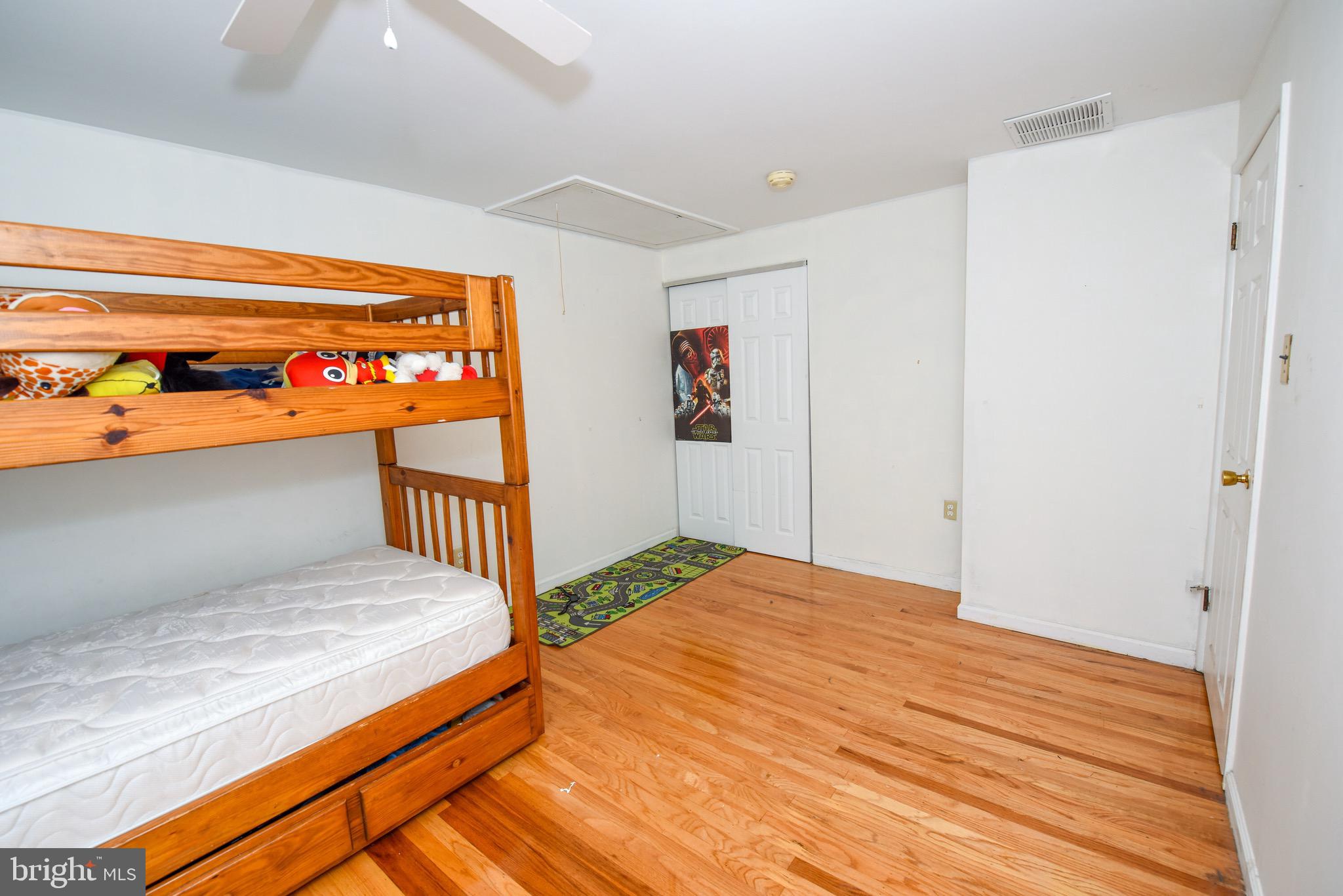 3423 Brookview Road Philadelphia, PA 19154 - Photo 14 of 25 Gallery Image 14