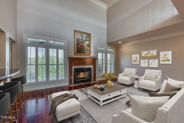 $899,500 | 102 Oak View Circle, Bristol, TN 37620