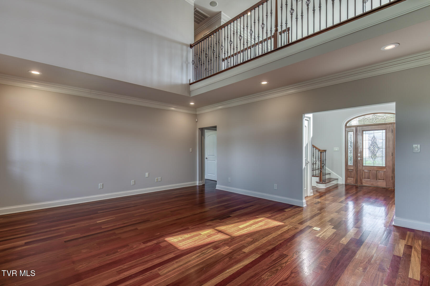 102 Oak View Circle Bristol, TN 37620 - Photo 15 of 93 102 Oak View Cir-15