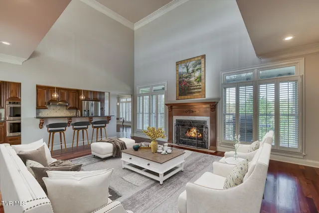 $899,500 | 102 Oak View Circle, Bristol, TN 37620