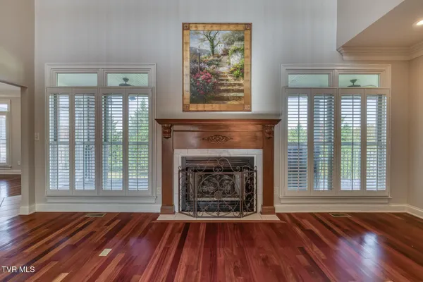 $824,500 | 102 Oak View Circle, Bristol, TN 37620