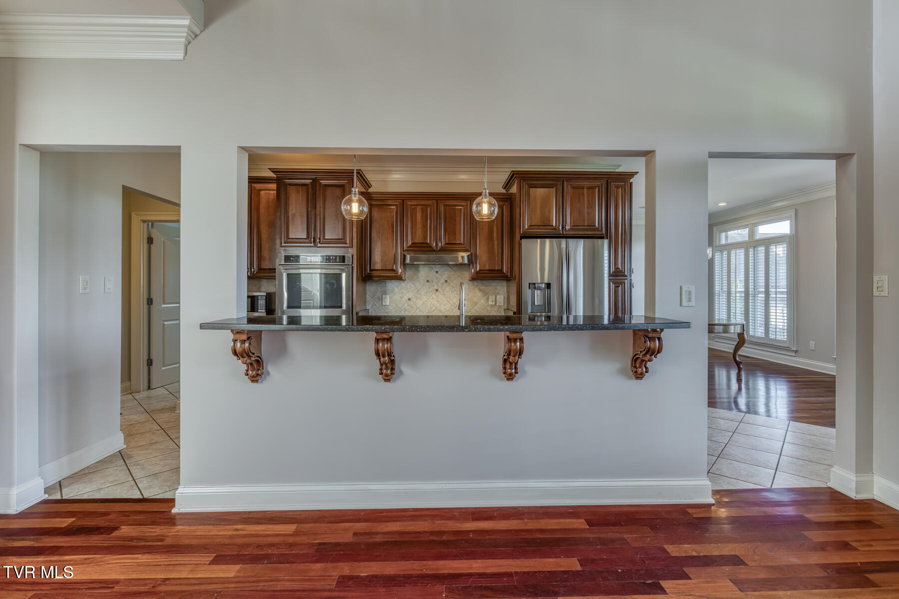 102 Oak View Circle Bristol, TN 37620 - Photo 20 of 93 102 Oak View Cir-20