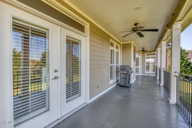 $899,500 | 102 Oak View Circle, Bristol, TN 37620