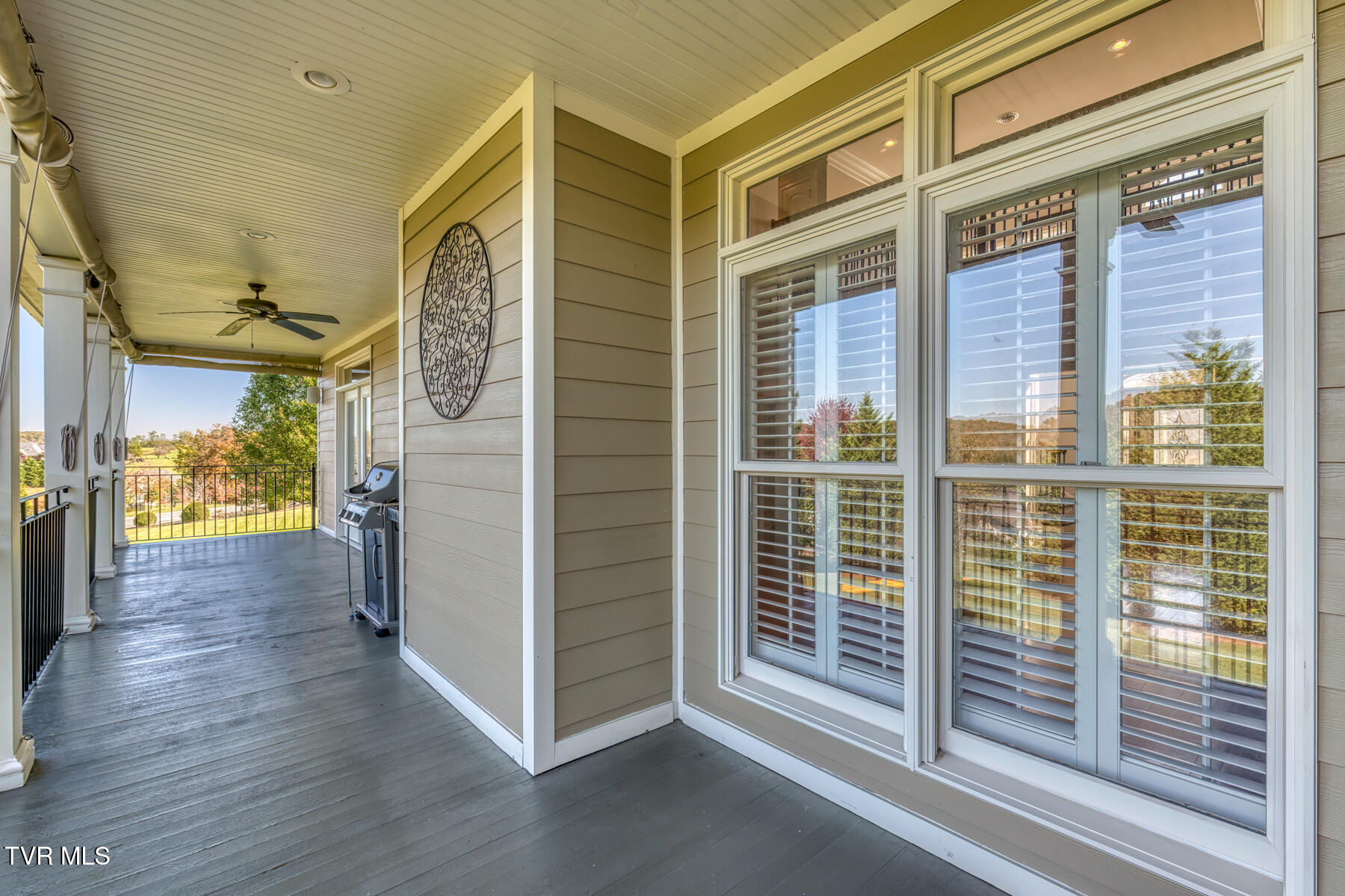 102 Oak View Circle Bristol, TN 37620 - Photo 44 of 93 102 Oak View Cir-44