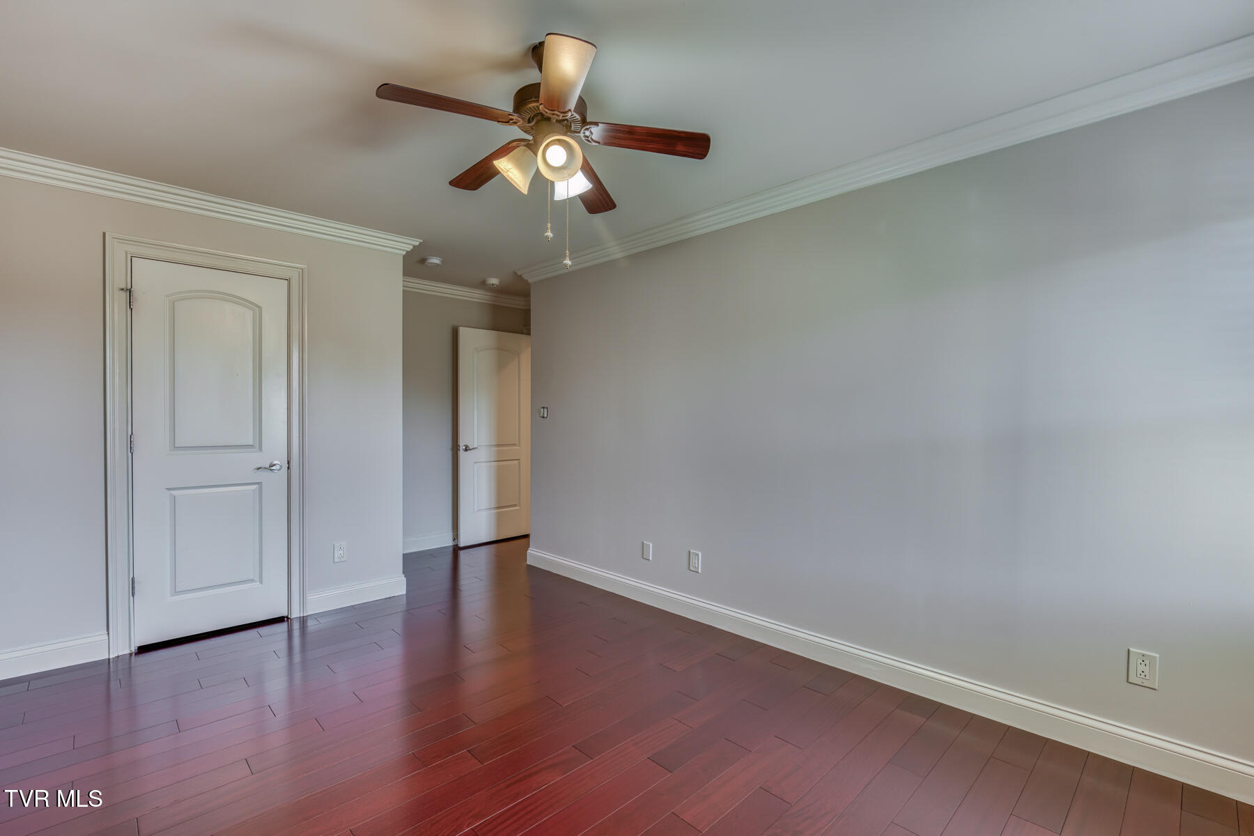 102 Oak View Circle Bristol, TN 37620 - Photo 55 of 93 102 Oak View Cir-55