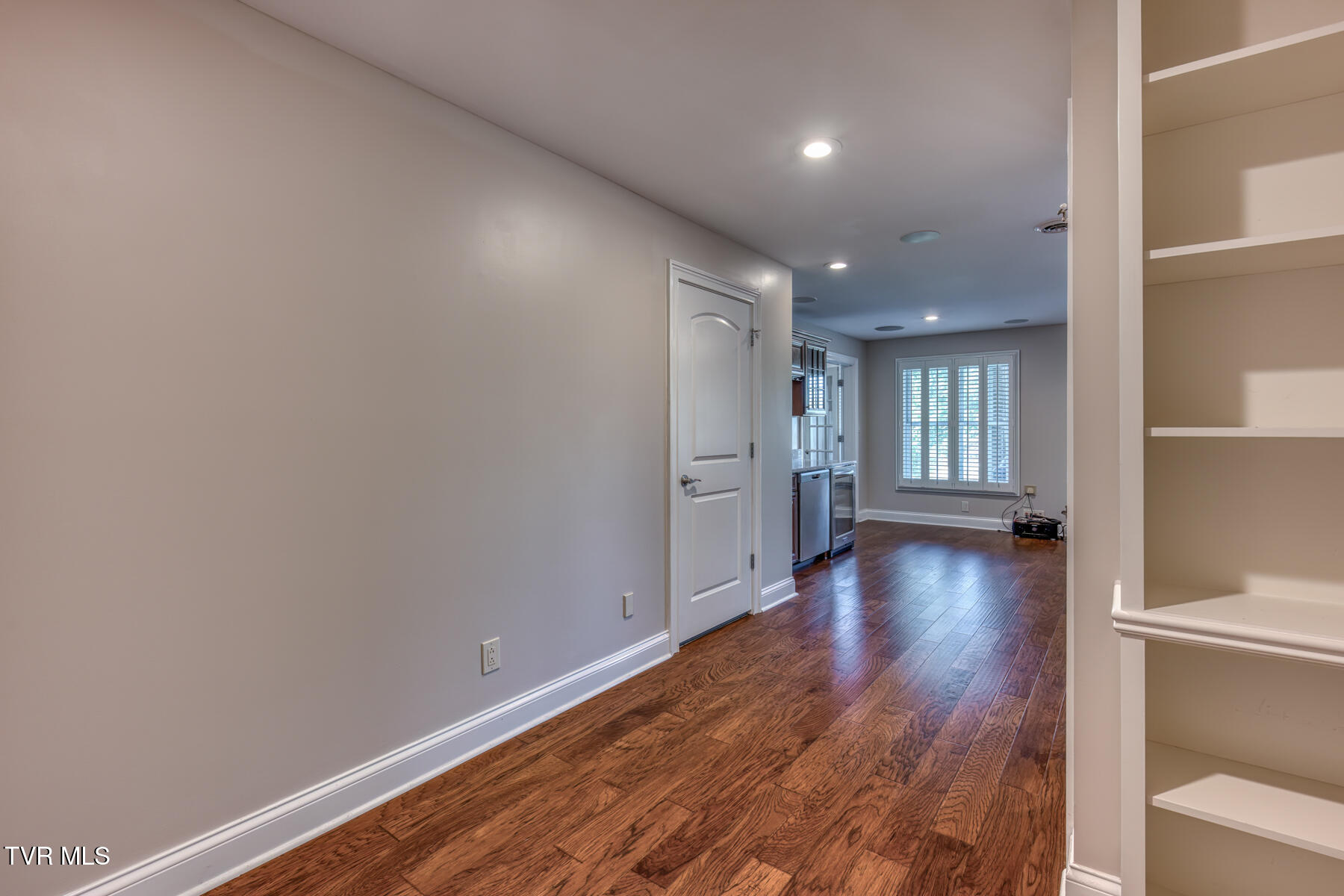 102 Oak View Circle Bristol, TN 37620 - Photo 61 of 93 102 Oak View Cir-61