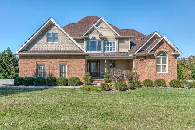 $899,500 | 102 Oak View Circle, Bristol, TN 37620