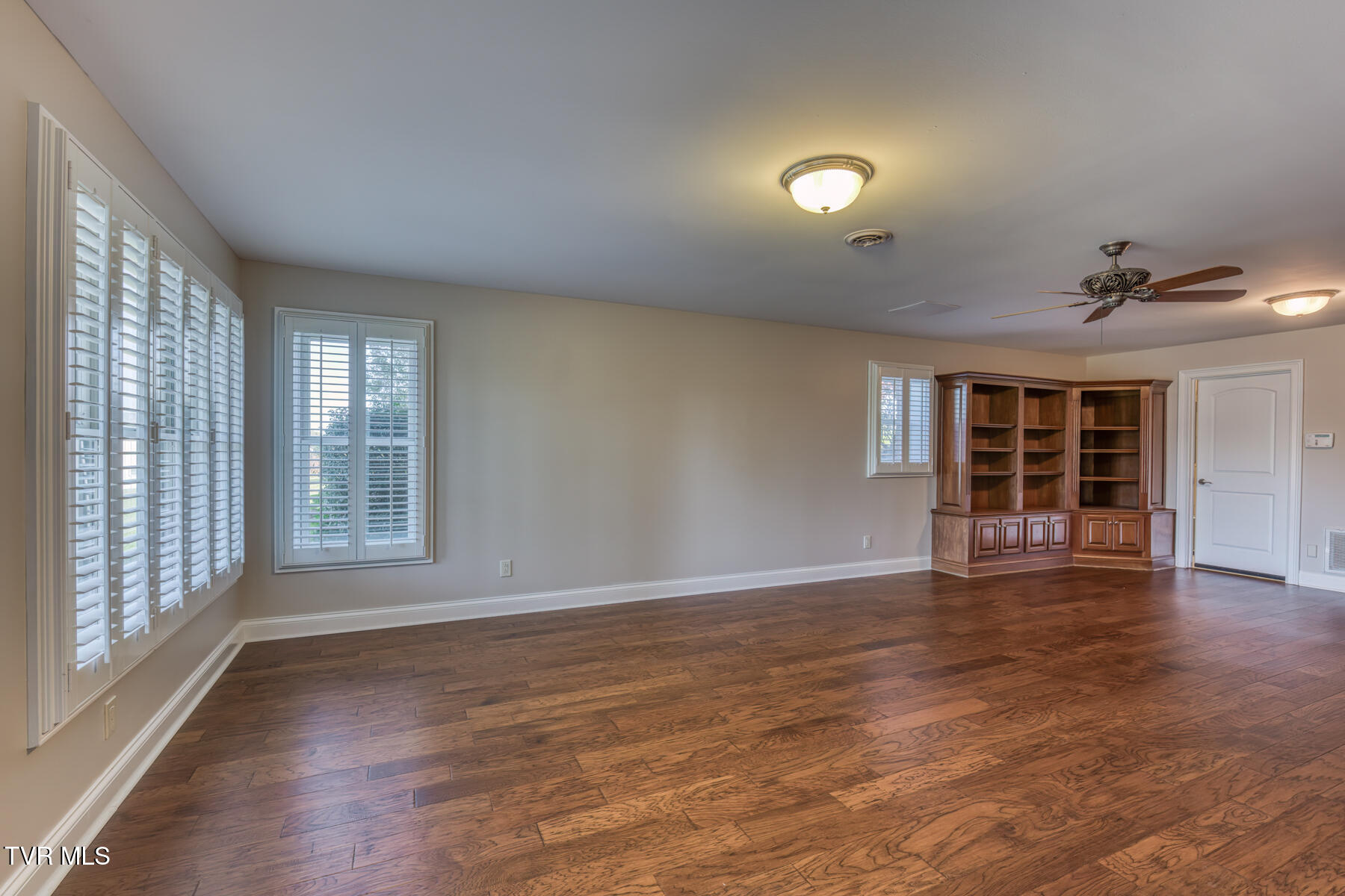 102 Oak View Circle Bristol, TN 37620 - Photo 72 of 93 102 Oak View Cir-72