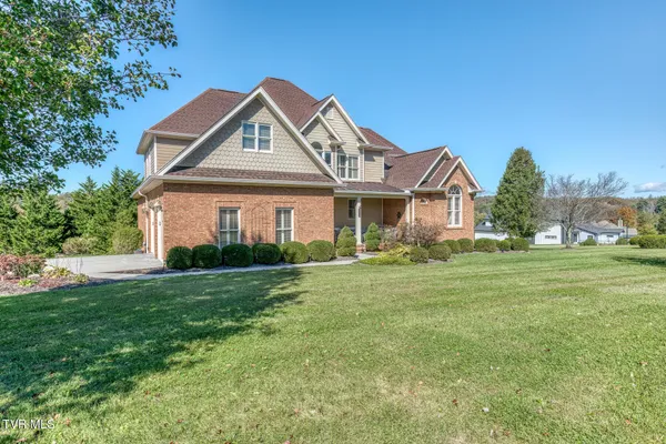 $824,500 | 102 Oak View Circle, Bristol, TN 37620