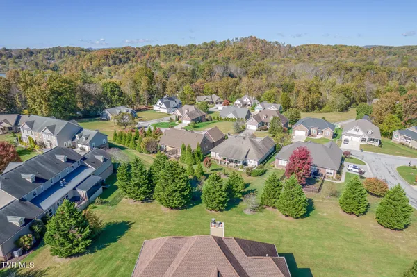 $824,500 | 102 Oak View Circle, Bristol, TN 37620