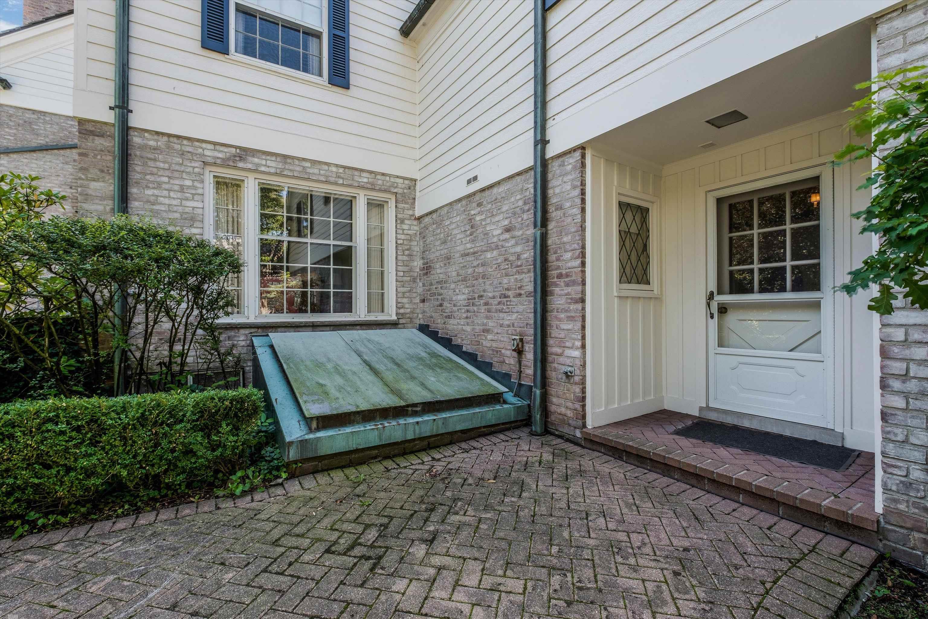 382 Provencal Road Grosse Pointe Farms, MI 48236 - Photo 83 of 95