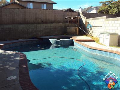 42339 Blossom Drive Lancaster, CA 93536 - Photo 7 of 8 a view of outdoor space and yard