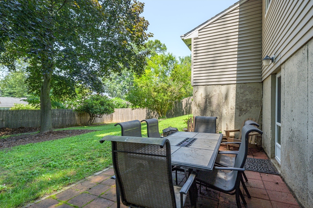 36 Yamaska Road Springfield, MA 01118 - Photo 7 of 30
