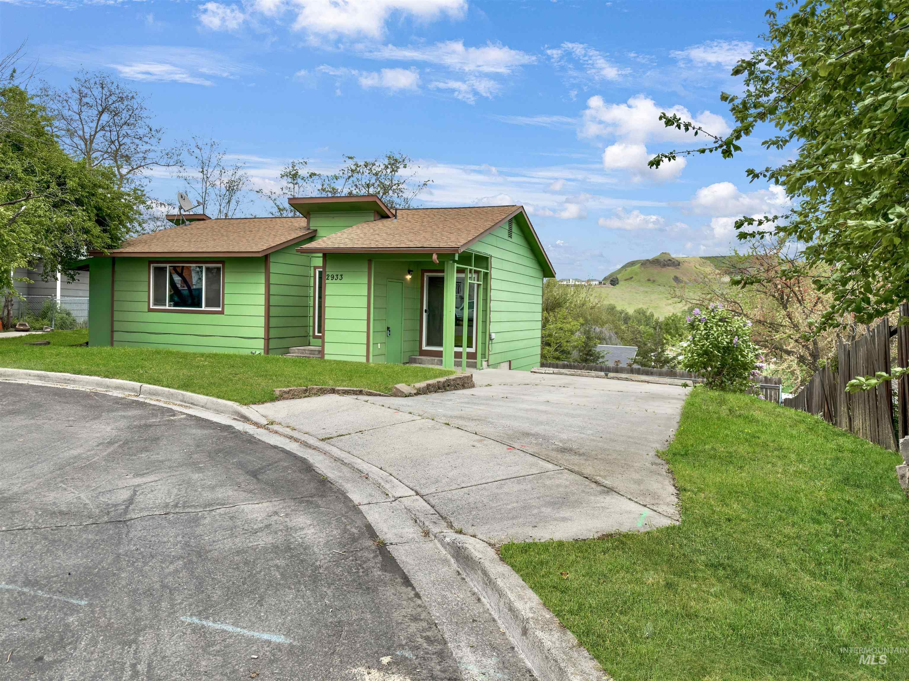 2933 Garfield Court Lewiston, ID 83501 - Photo 2 of 33