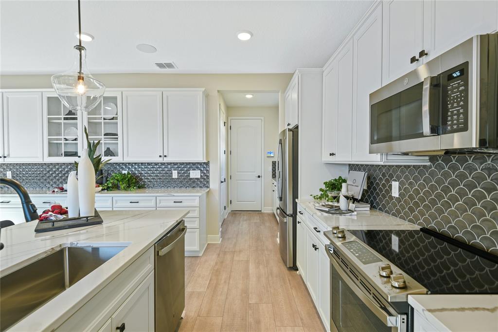 141 Waterstone Loop Tavares, FL 32778 - Photo 8 of 22