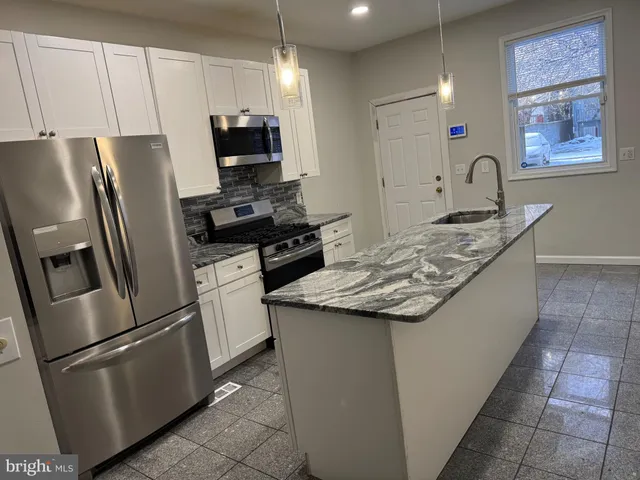 $2,800 | 1408 1/2 Madison Avenue, Baltimore, MD 21217