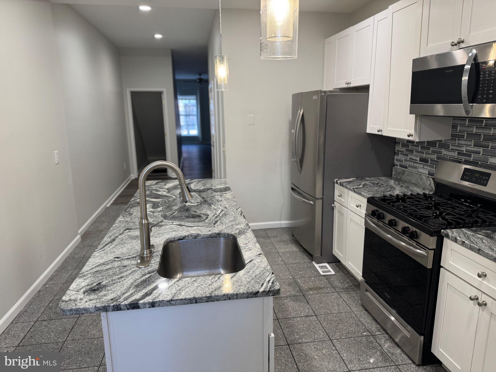 1408 1/2 Madison Avenue Baltimore, MD 21217 - Photo 5 of 57