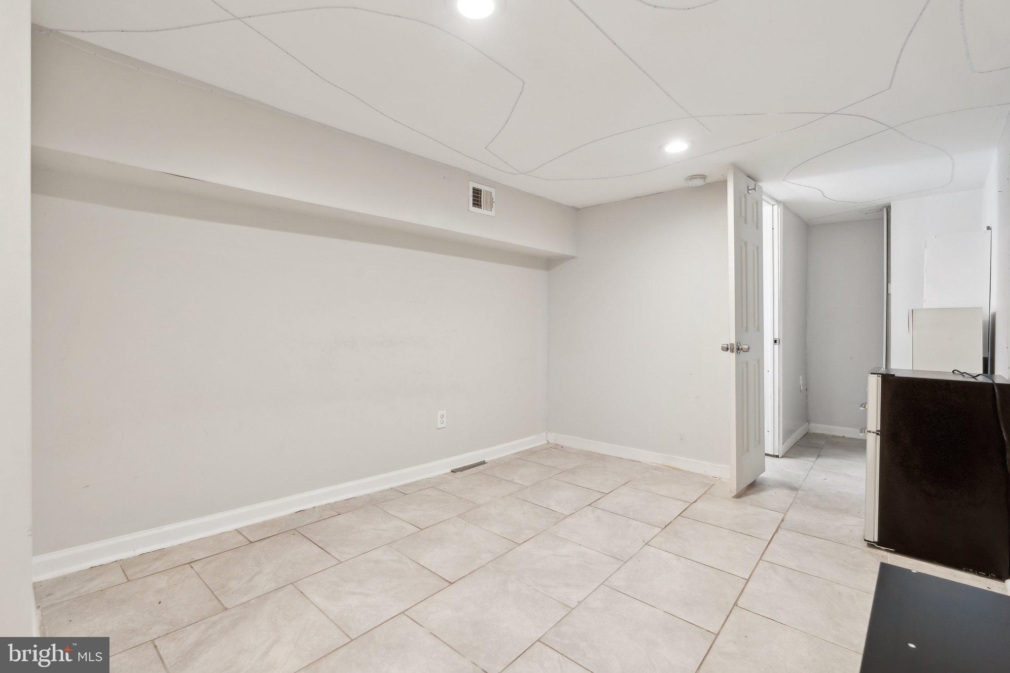 1408 1/2 Madison Avenue Baltimore, MD 21217 - Photo 56 of 57