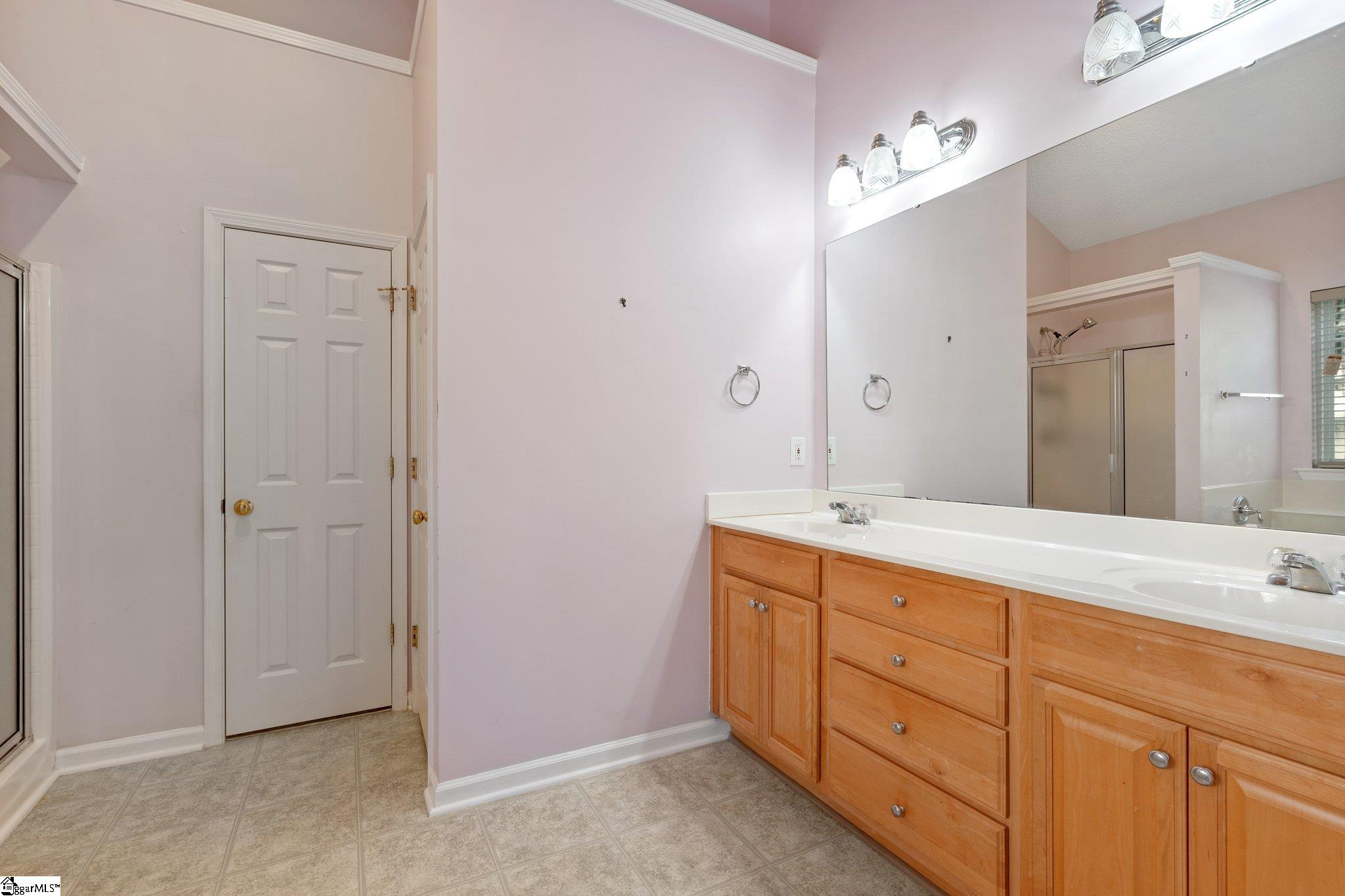 23 Red Jonathan Court Simpsonville, SC 29681 - Photo 12 of 27