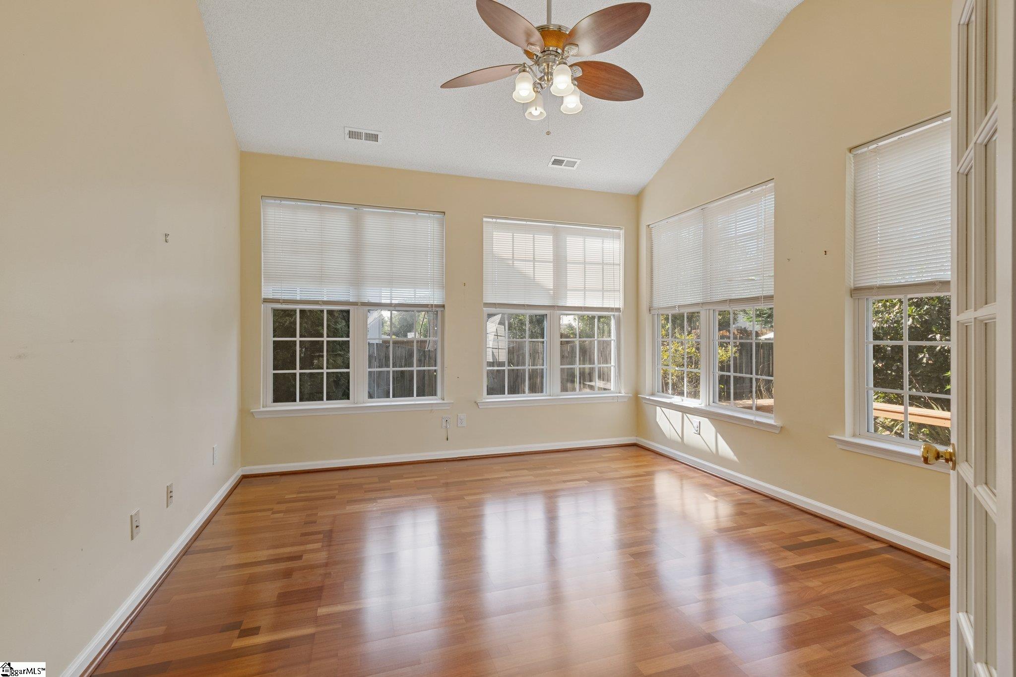 23 Red Jonathan Court Simpsonville, SC 29681 - Photo 9 of 27