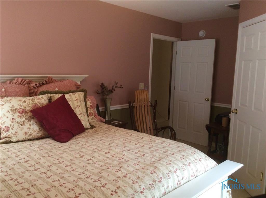 212 South River Road Waterville, OH 43566 - Photo 8 of 15 Gallery Image 8