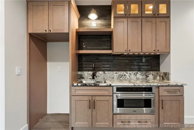 $1,950,000 | 154 Via Cresta Drive, Sunrise Beach, MO 65079