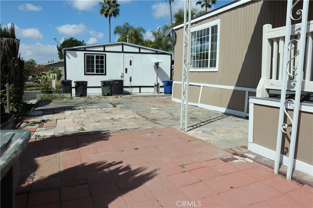 1855 East Riverside Drive, Unit 48 Ontario, CA 91761 - Photo 4 of 20 a view of a house with a sink