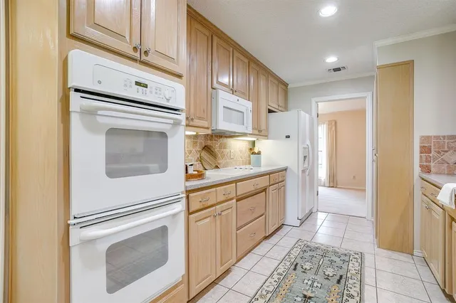 $515,000 | 4216 Winding Way, Benbrook, TX 76126