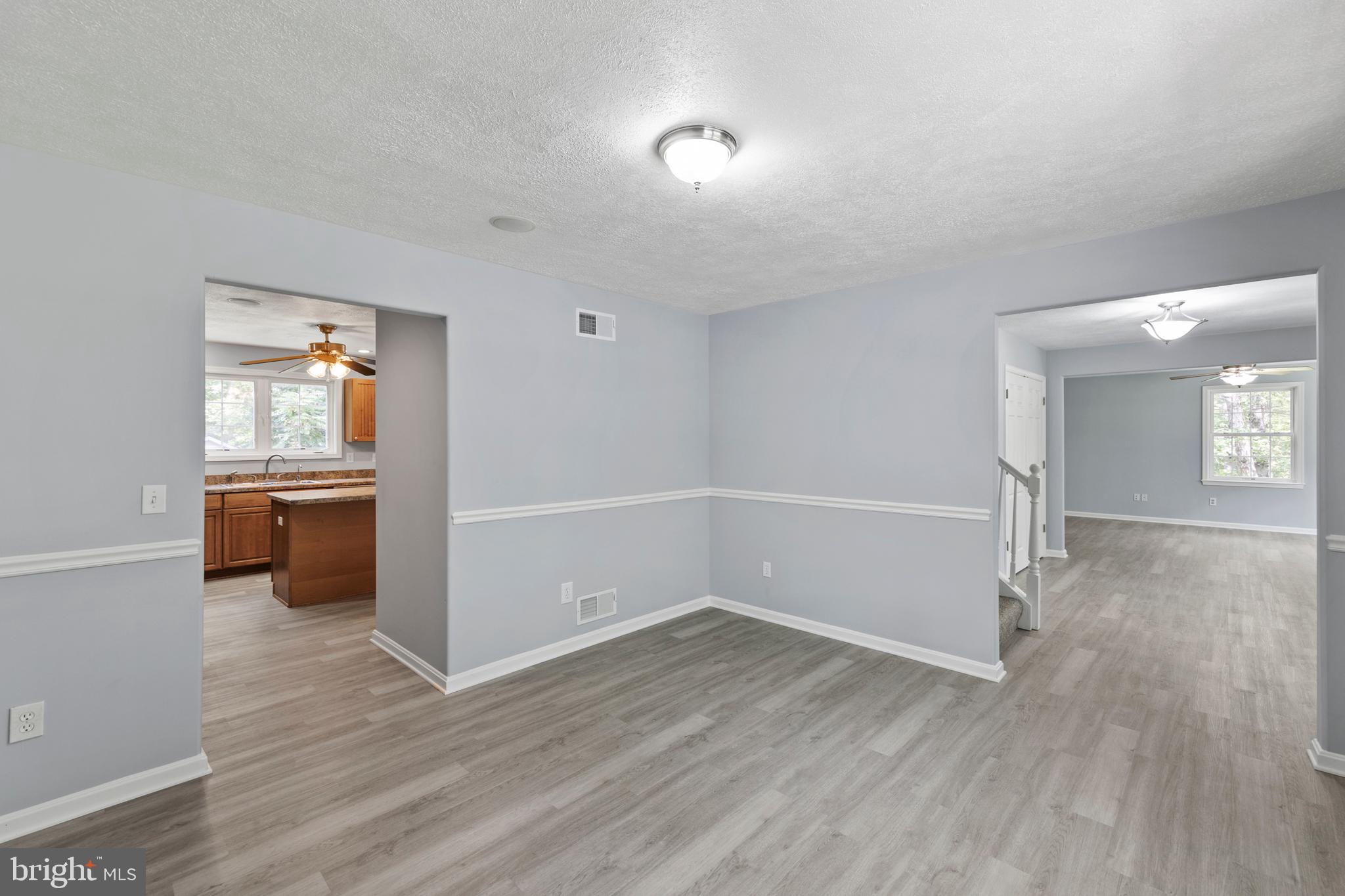 860 South Buckton Road Middletown, VA 22645 - Photo 8 of 48 Dining room