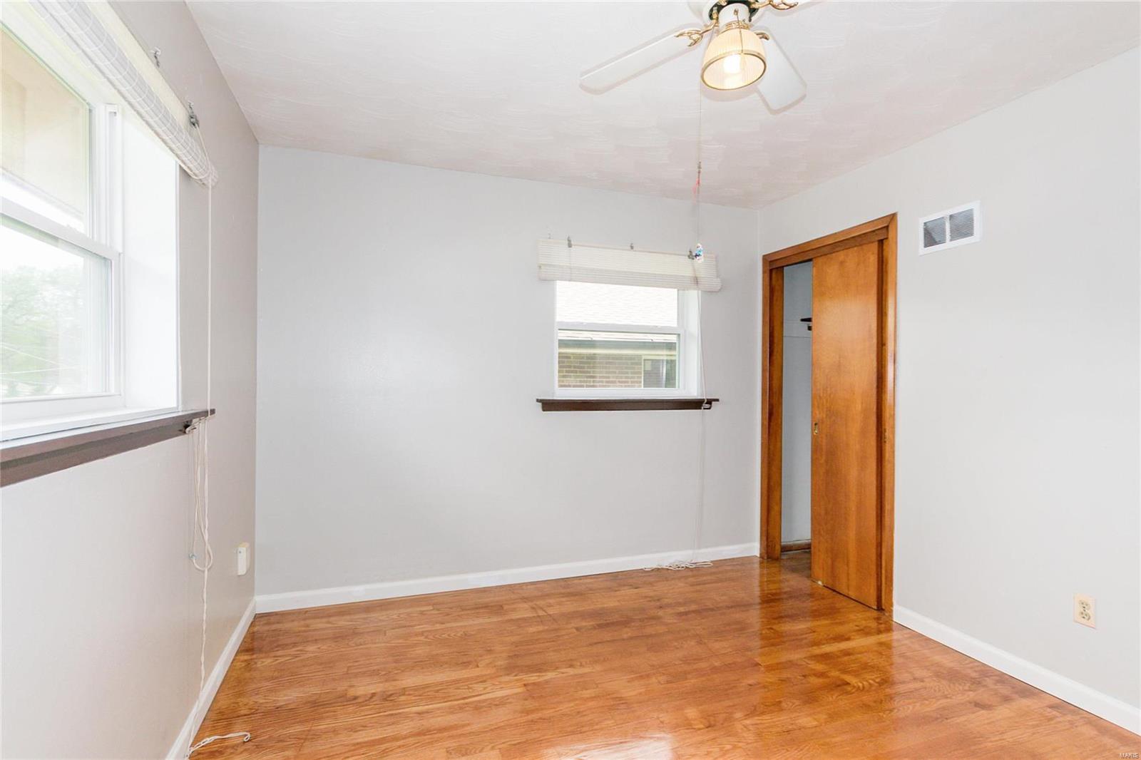 10248 Lackland Road St. Louis, MO 63114 - Photo 13 of 32 Gallery Image 13