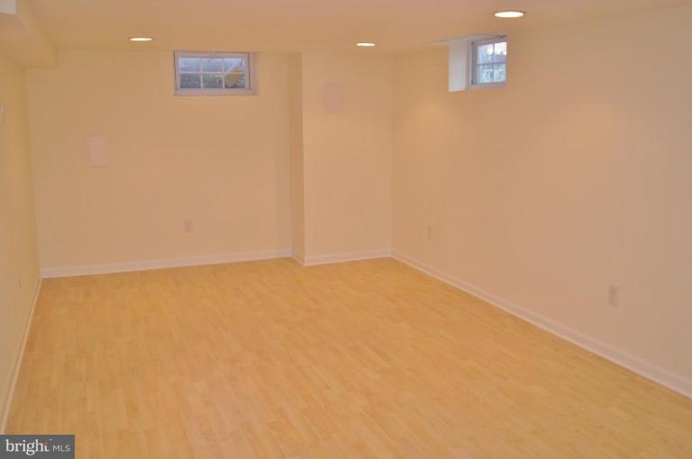 11 Tanglewood Road Catonsville, MD 21228 - Photo 17 of 22 Recreation Room