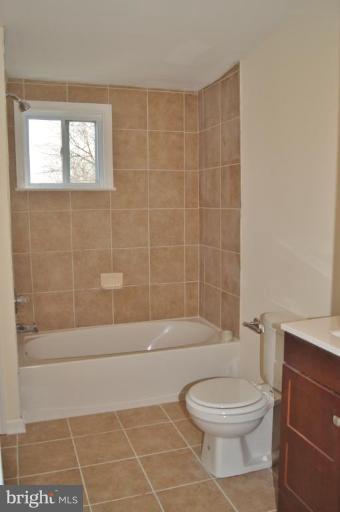 11 Tanglewood Road Catonsville, MD 21228 - Photo 10 of 22 Bath #1