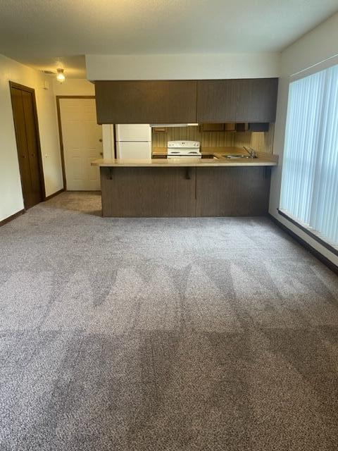 337 Lewis Street, Unit F Fort Walton Beach, FL 32547 - Photo 4 of 10 a view of a kitchen with a sink