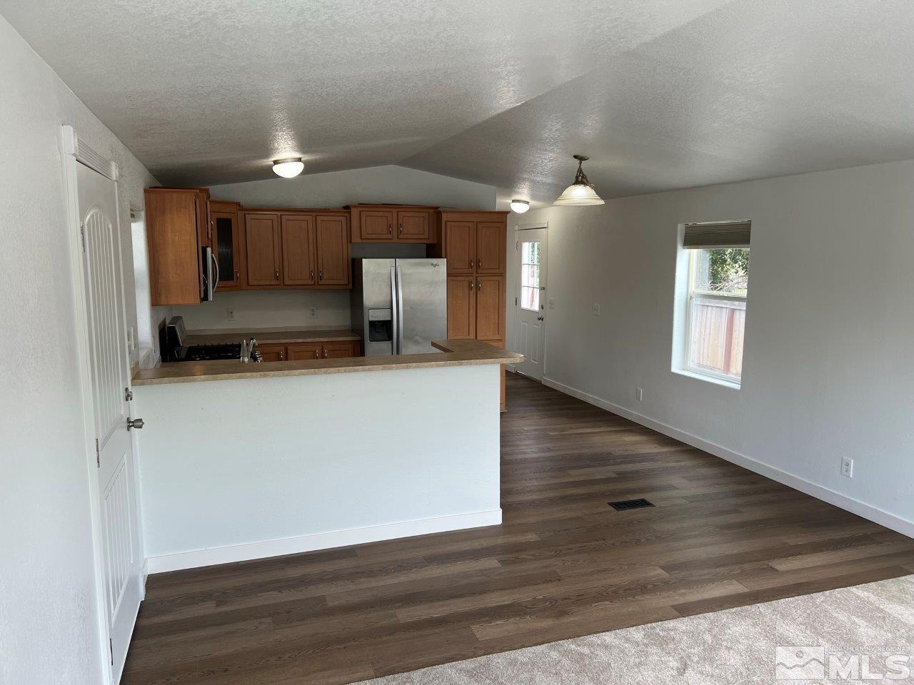 463 Compton Street Reno, NV 89506 - Photo 3 of 26 Photo 3