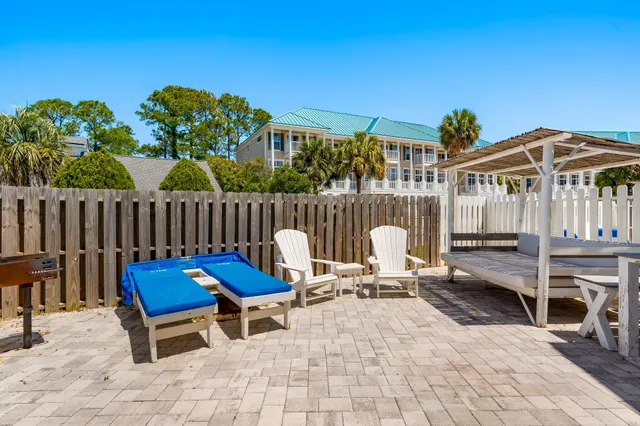 $2,350,000 | 10609 Parkhill Circle, Panama City Beach, FL 32407