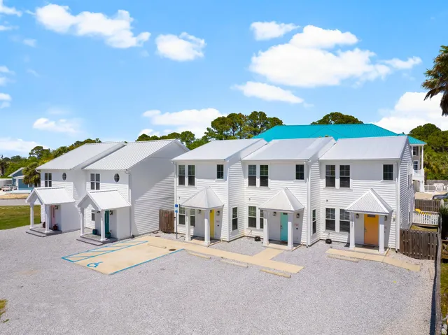 $2,350,000 | 10609 Parkhill Circle, Panama City Beach, FL 32407