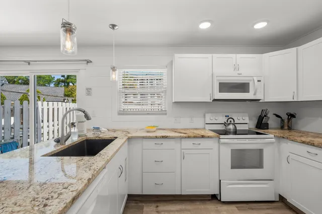 $2,350,000 | 10609 Parkhill Circle, Panama City Beach, FL 32407