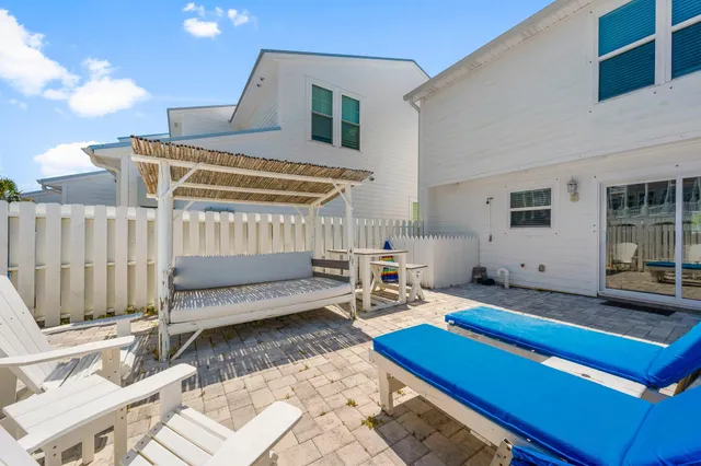 $2,350,000 | 10609 Parkhill Circle, Panama City Beach, FL 32407