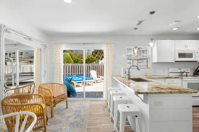 $2,350,000 | 10609 Parkhill Circle, Panama City Beach, FL 32407