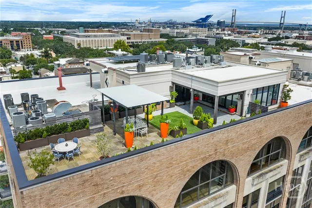 $3,950,000 | 300 Bull Street, Unit 704, Savannah, GA 31401