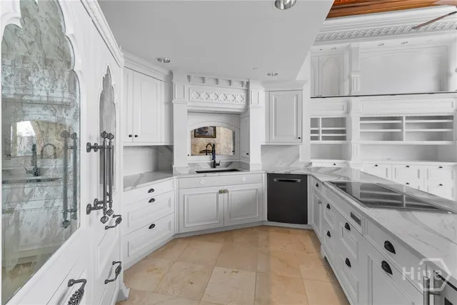 $3,950,000 | 300 Bull Street, Unit 704, Savannah, GA 31401