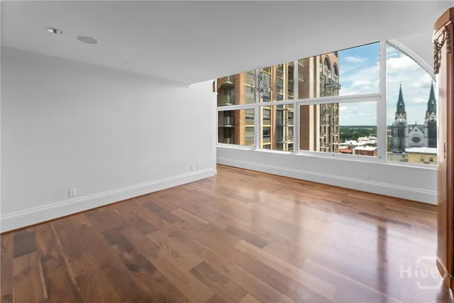 $3,950,000 | 300 Bull Street, Unit 704, Savannah, GA 31401