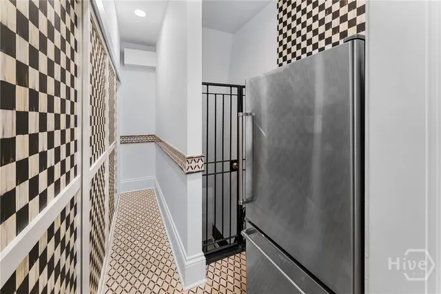 $3,950,000 | 300 Bull Street, Unit 704, Savannah, GA 31401